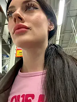 _favorite_ – webcam model profile photo Image 13