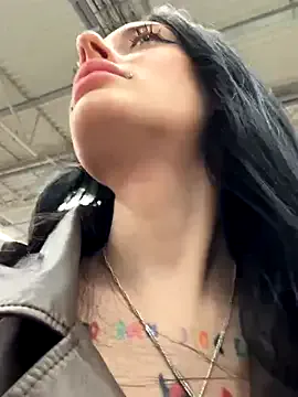 _favorite_ – webcam model profile photo Image 15