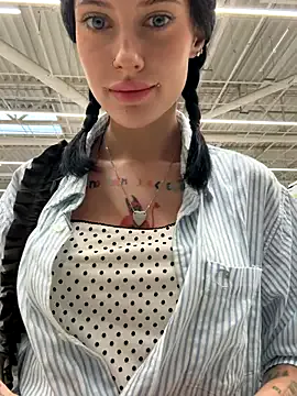 _favorite_ – webcam model profile photo Image 18