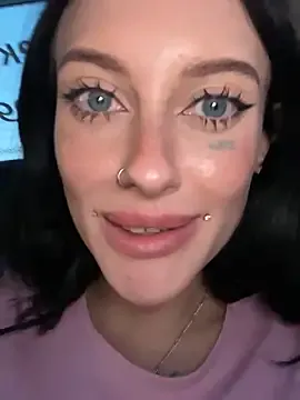 _favorite_ – webcam model profile photo Image 9