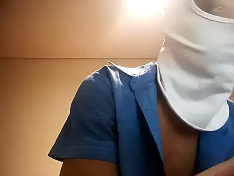 bambi_lu – webcam model profile photo Image 3