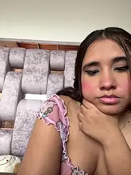 vikiberry – webcam model profile photo Image 12