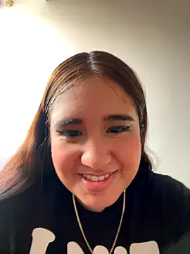 vikiberry – webcam model profile photo Image 3