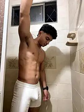 iam_eli – webcam model profile photo Image 11