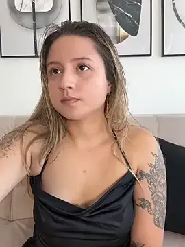 KamileLatinasexy – webcam model profile photo Image 7