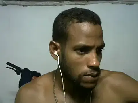 LolaFox – webcam model profile photo Image 2