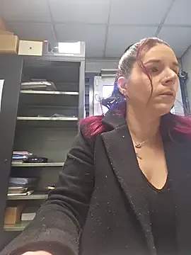 miaandmolly_ – webcam model profile photo Image 3