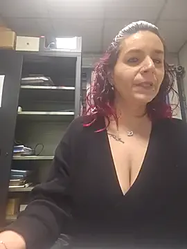 miaandmolly_ – webcam model profile photo Image 5