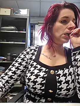 miaandmolly_ – webcam model profile photo Image 8