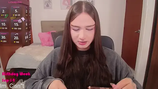 GraypacLive – webcam model profile photo Image 15