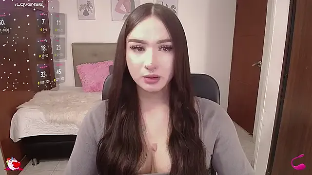 GraypacLive – webcam model profile photo Image 9