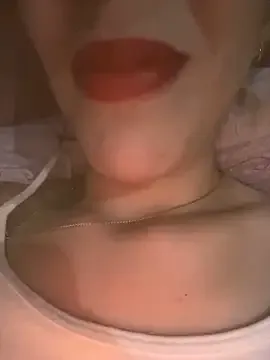 Prueberry – webcam model profile photo Image 13