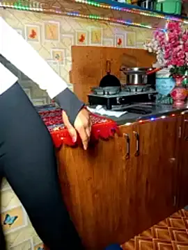 sukubb-overlord – webcam model profile photo Image 4