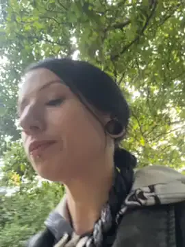 millemimi – webcam model profile photo Image 13