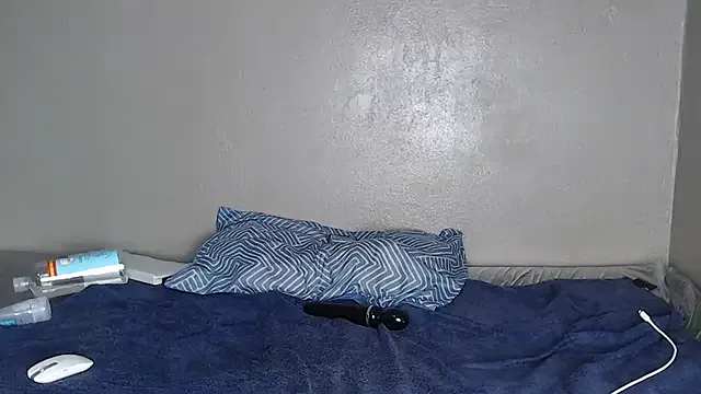 ellie_fire – webcam model profile photo Image 16