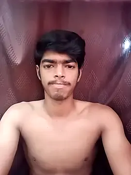 PinkyPai – webcam model profile photo Image 6