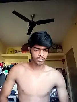 PinkyPai – webcam model profile photo Image 9