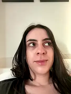 Suhu_love – webcam model profile photo Image 3