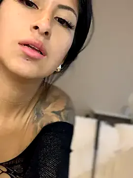 sary_hott – webcam model profile photo Image 10