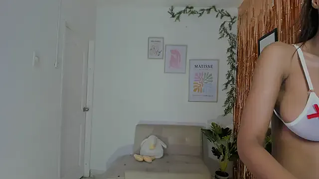 Prueberry – webcam model profile photo Image 8