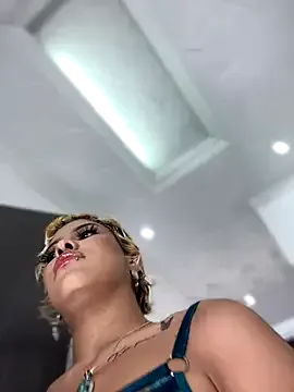 hina_porn – webcam model profile photo Image 8