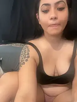 Prueberry – webcam model profile photo Image 4