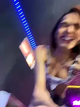 bambi_lu – webcam model profile photo Image 3