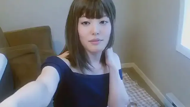 hina_porn – webcam model profile photo Image 2