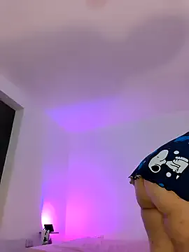 seraphine23 – webcam model profile photo Image 19