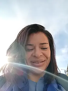 Allla – webcam model profile photo Image 13