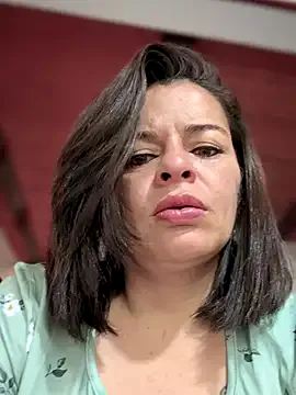 Allla – webcam model profile photo Image 16