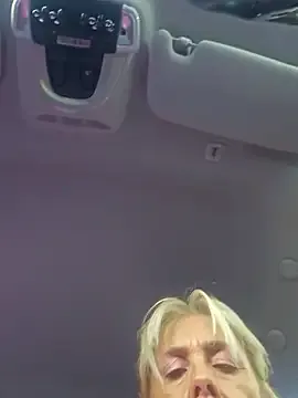 nika_still – webcam model profile photo Image 18