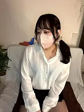 PinkyPai – webcam model profile photo Image 6