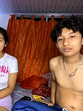 Allla – webcam model profile photo Image 12