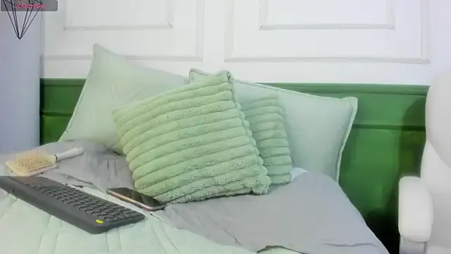 Blonde_sexy21 – webcam model profile photo Image 18