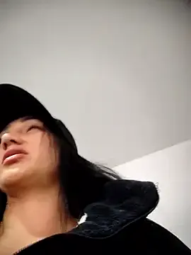 Ninabigtitied Image 2