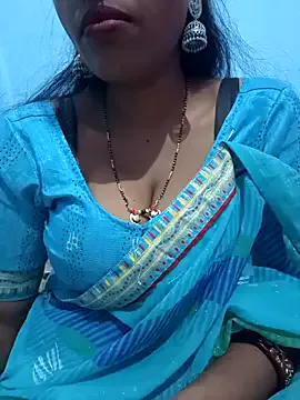 PinkyPai – webcam model profile photo Image 10