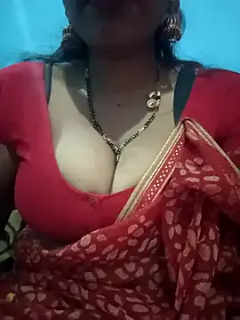 PinkyPai – webcam model profile photo Image 5