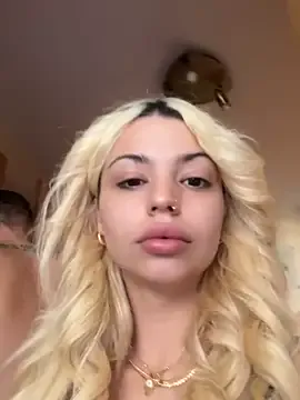 AngelBlushXXX – webcam model profile photo Image 7