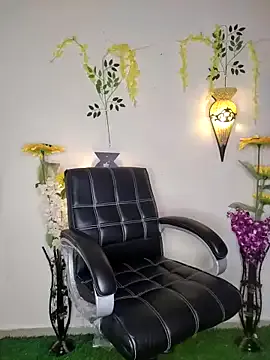 annie_volker – webcam model profile photo Image 7