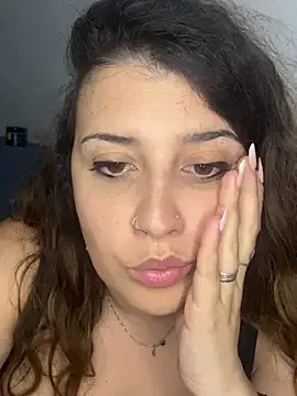 poisonn_girll – webcam model profile photo Image 2