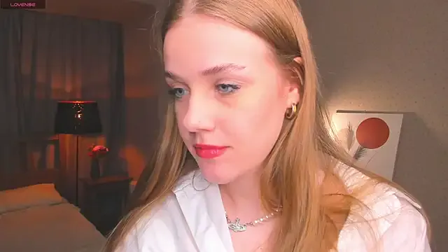 Prueberry – webcam model profile photo Image 15