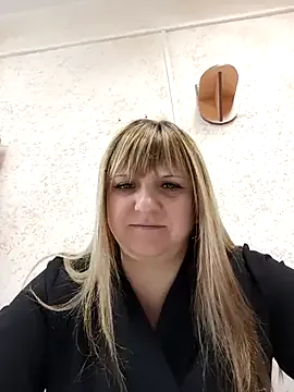 PinkyPai – webcam model profile photo Image 15