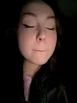 alana15 – webcam model profile photo Image 13