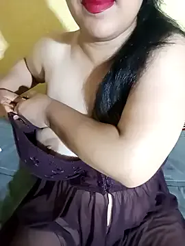 Prueberry – webcam model profile photo Image 11