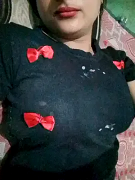 Lia__Love – webcam model profile photo Image 6