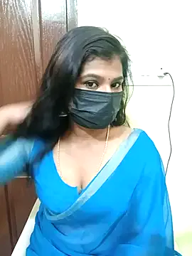 millemimi – webcam model profile photo Image 4