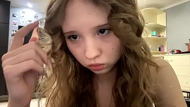 foxy_tease_ – webcam model profile photo Image 2