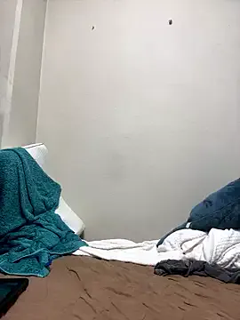 kitty_krush – webcam model profile photo Image 3