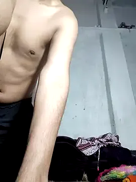 lucretiaburnaugh – webcam model profile photo Image 6